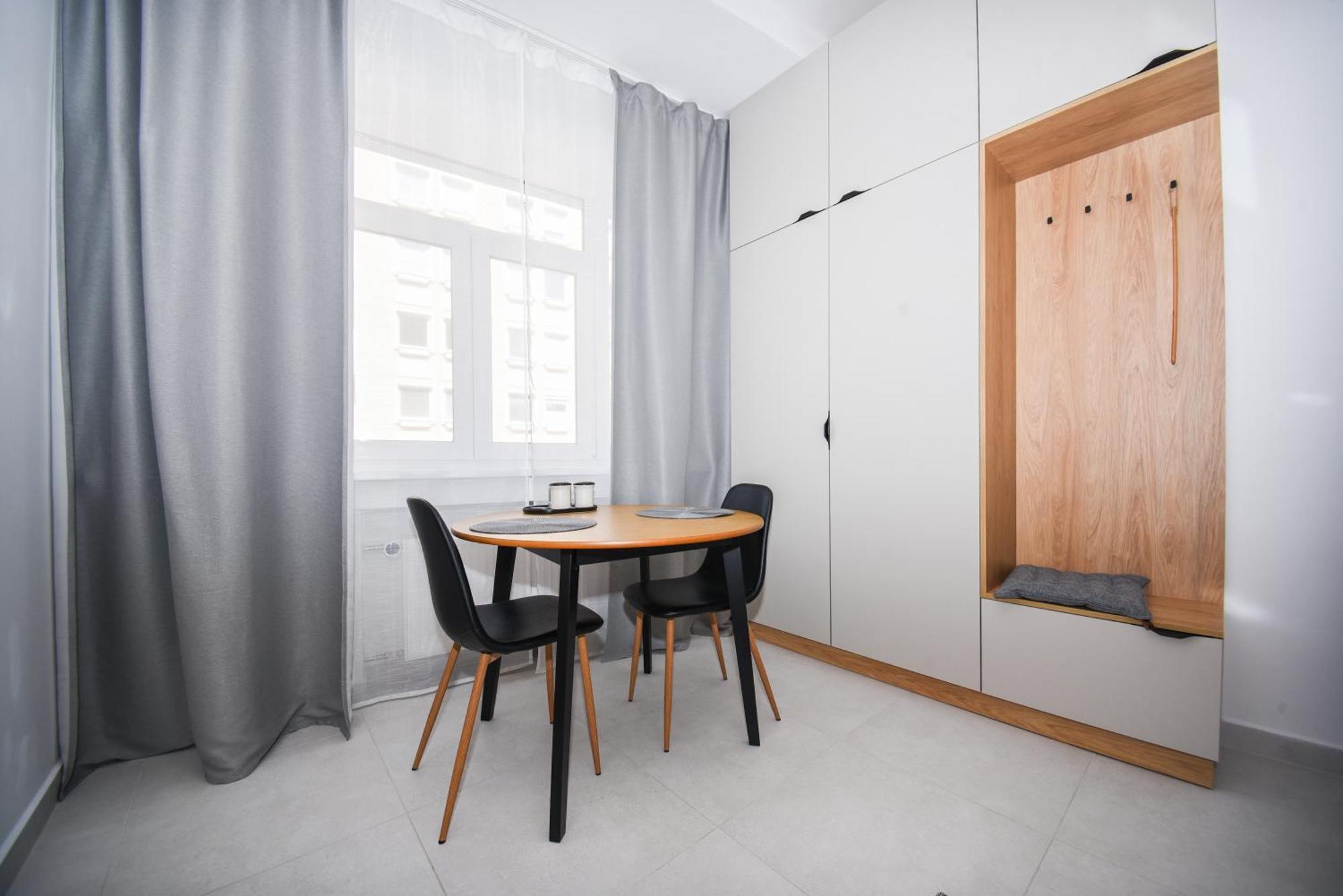 City Center Studio - Comfy & Modern Bratislava Exterior photo