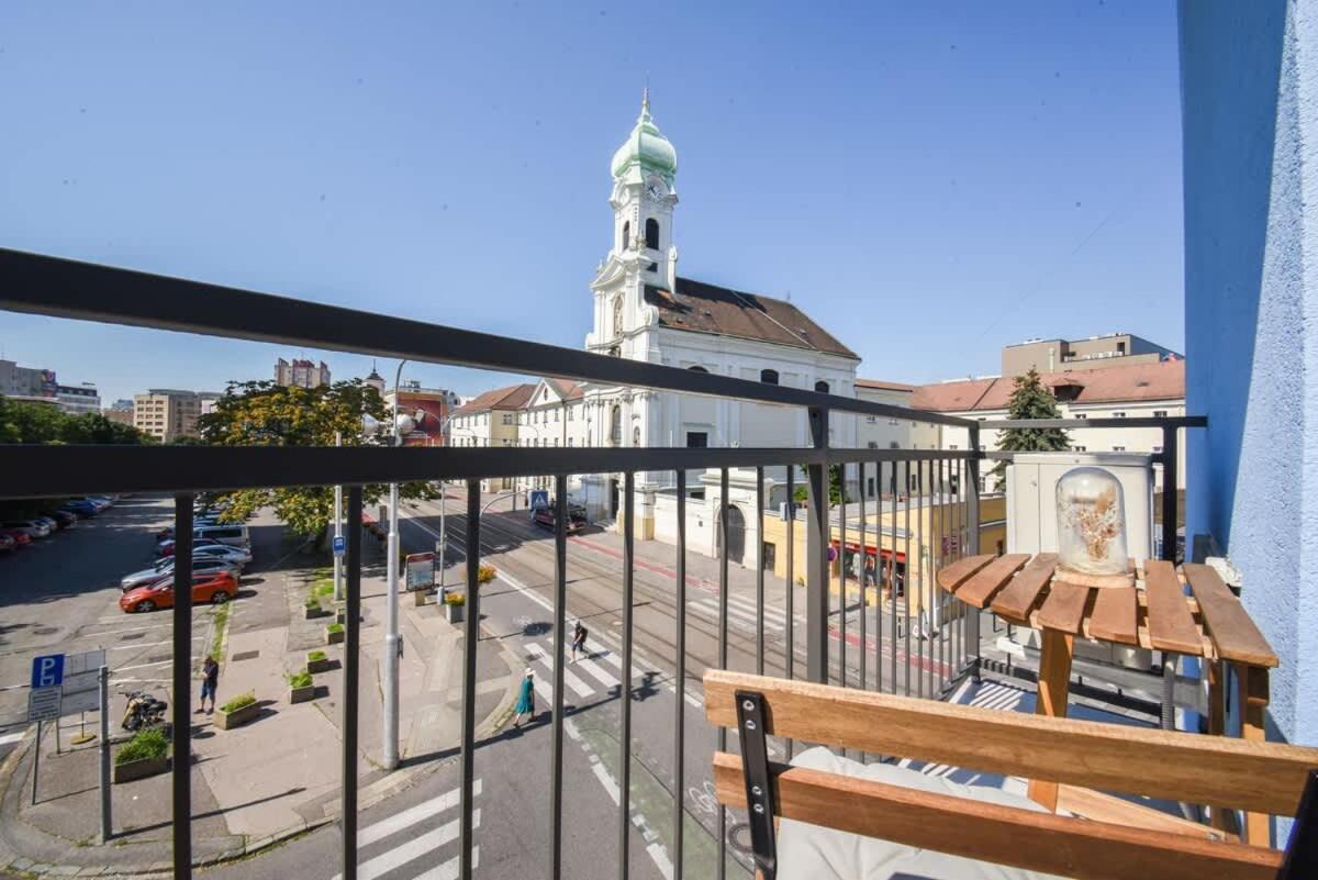 City Center Studio - Comfy & Modern Bratislava Exterior photo